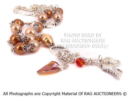 **R840**Avante Garde Pendant Tasseled Necklace and Bracelet Set (WINTER COLLECTION)