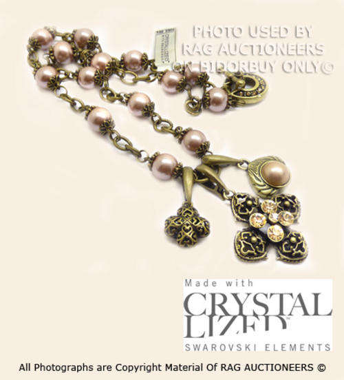 **R760** Genuine Swarovski Crystal Pearl Necklace