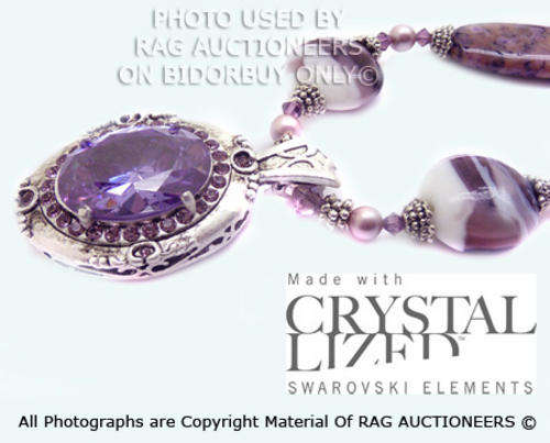 **R840** Genuine Swarovski and Agate Necklace With Diamante Pendant