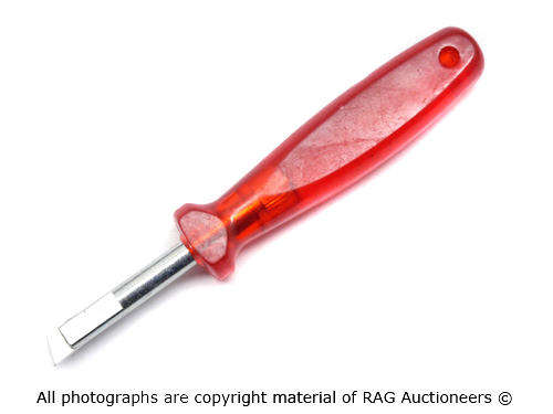 Glass Cutter [15 Up for Grabs!!!]