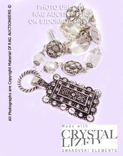 **R800**Genuine Swarovski and Quartz Pendant Necklace