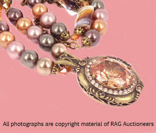 **R780** Swarovski Pearl Necklace