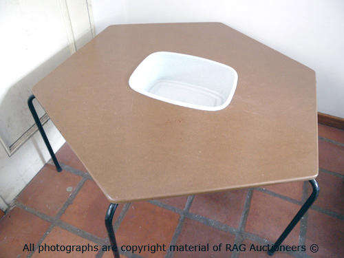 Hexagonal Table With Basin