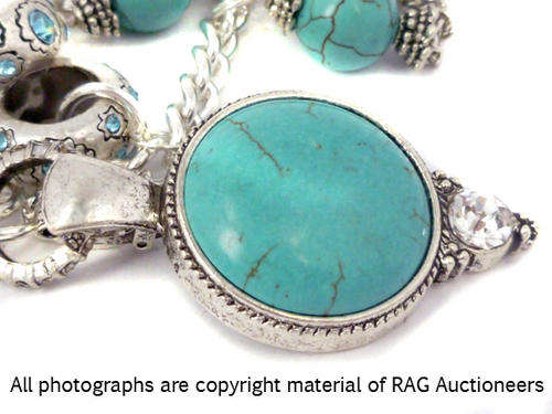 **R740** Lauren Michelle Collection Turquoise Necklace