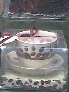 WHACKY R1 START- WEIRD AND WONDERFUL CUPPACHINO THEME SCENTED CANDLE