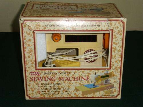 RARE VINTAGE BATTERY OPERATED MINIATUR SEWING MACHINE WITH FOOT PEDDLE-WORKING-ALSO MANUAL OPERATION