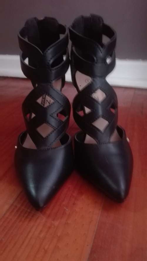 Zando Black Heels Size 5