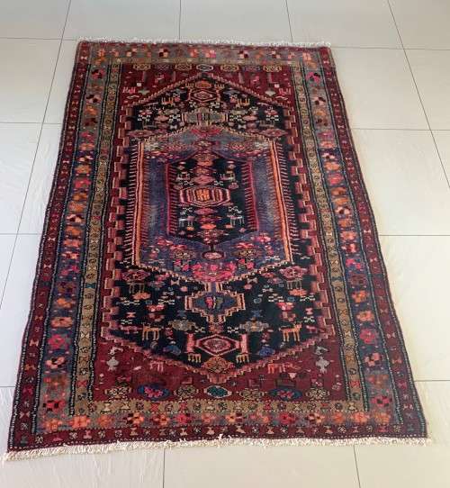 Fine Hand Woven Persian Zanjan