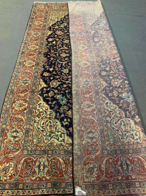 Fine Hand Woven Persian Sarough