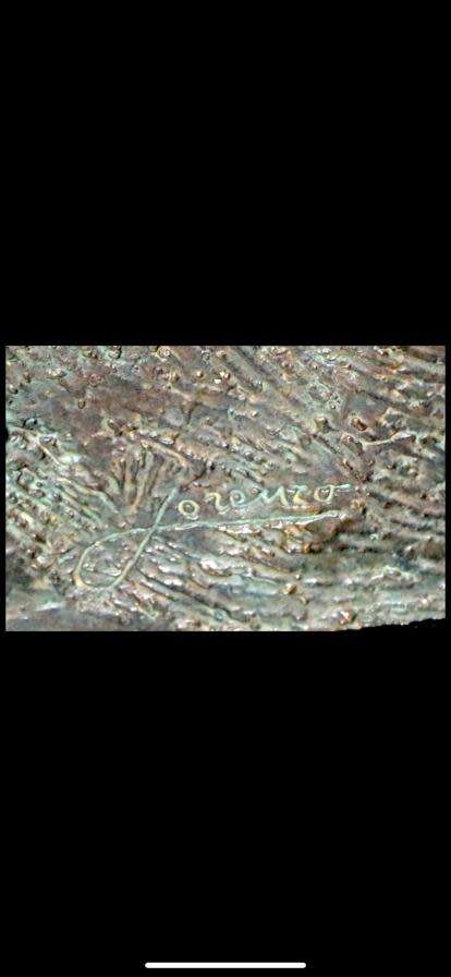 Lorenzo Quinn - The Perfect Story (Bronze)