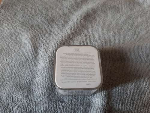 Apple iPod shuffle 2 GB 4th generation