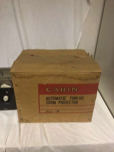 Minolta Cabin Automatic Thread zoom projector