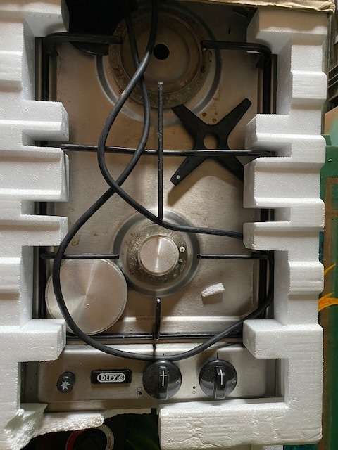 Defy Domino Hob: Model HE 3240 CS: Boxed: Get yourself a bargain!!!!