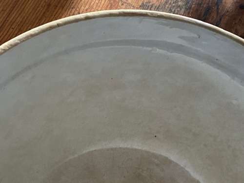 Stunning large old Mixing Bowl: Mint condition: 330 mm diameter