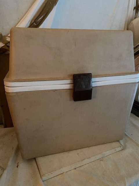 AMS MINI CAR FRIDGE AND WARMER: GREAT ITEM