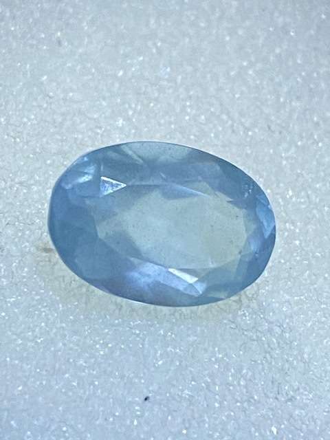 Beautiful naturasl Blue Aquamarine of 4.06 carats: Well cut: Actual image
