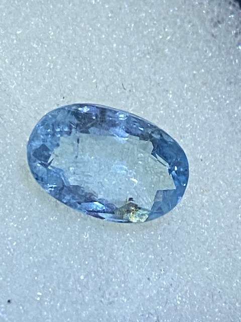 Stunningly beautiful natural 3.67 carat blue Aquamarine: Well cut: Actual image