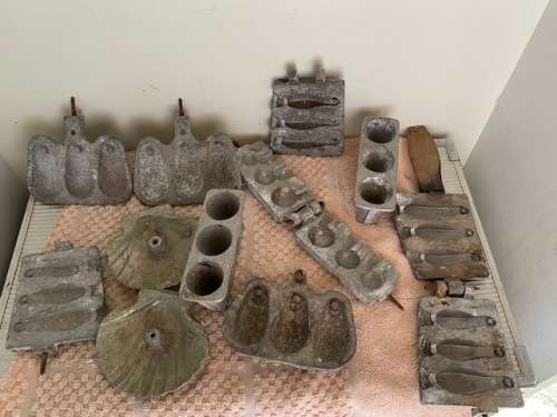 Great variety of Vintage Sinker Moulds: Needs reassembling
