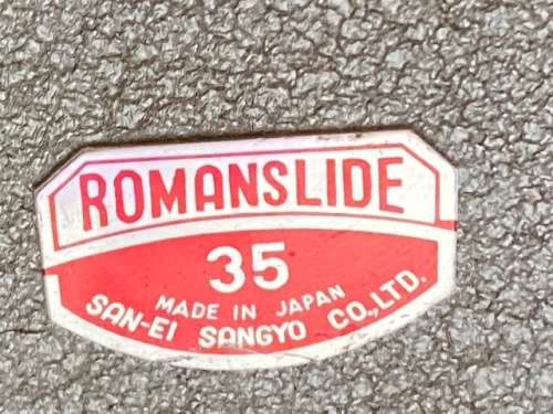 Vintage Romanslide Projector: Not sure whether it is in working condition