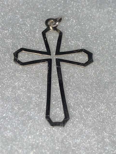 Sterling Silver Cross Pendant: