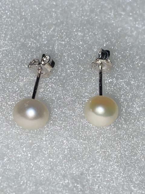 Sterling Silver Freshwater Pearl Earrings