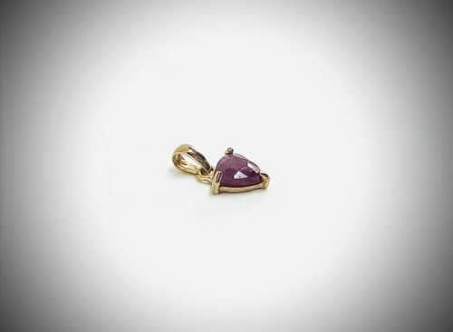 New 10  ct Yellow Gold Natural Ruby Pendant: 1.20 ct