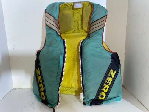 Kids Life jacket in good condition