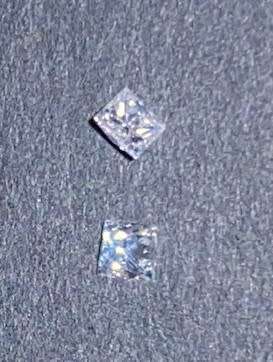 SPECIAL: 2 x 0.10 ct White Natural Diamonds: G/H colour: VS Clarity:ACTUAL IMAGE
