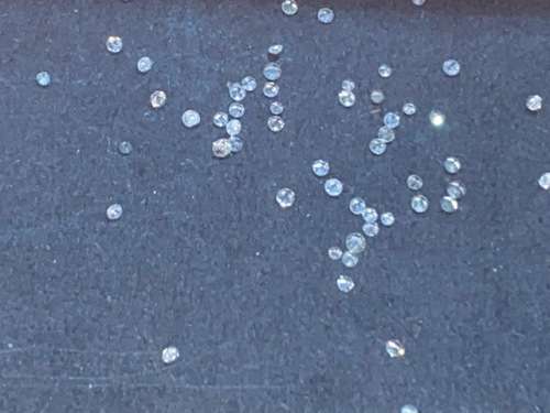 SPECIAL: 50 x 0.0025 - 0.004 ct White Natural Diamonds: G/H colour: VS Clarity:ACTUAL IMAGE