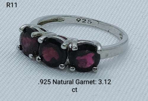 Sterling Silver Garnet Ring,, Excellent quality: Description on image