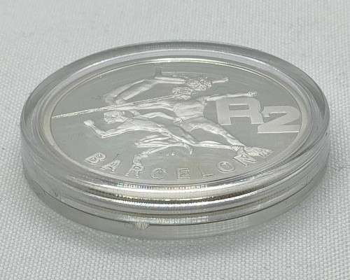 1992 Barcelona Olympics R2 coin: 1 oz Fine Silver: Investment coin in Capsule