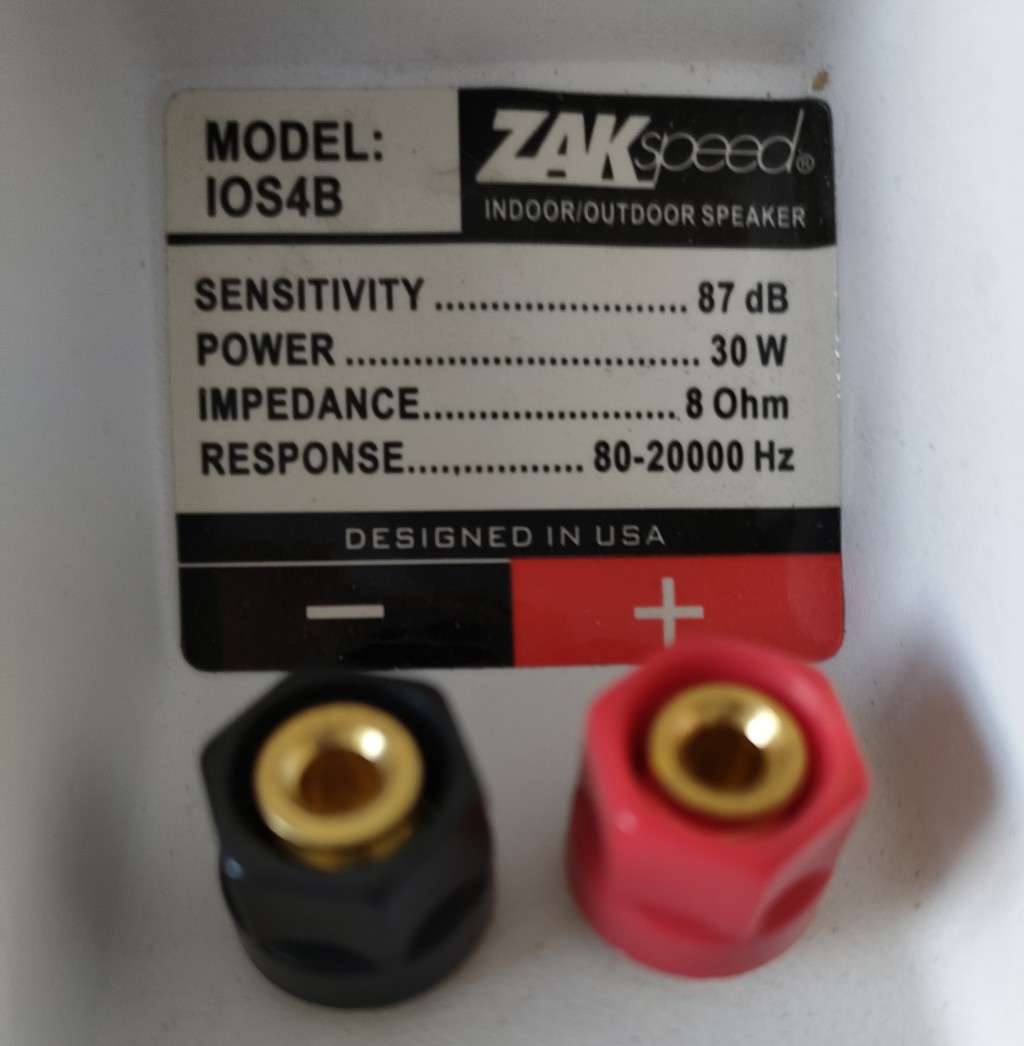 IOS4B Zakspeed (USA) Indoor/Outdoor speaker with mounting: Good condition