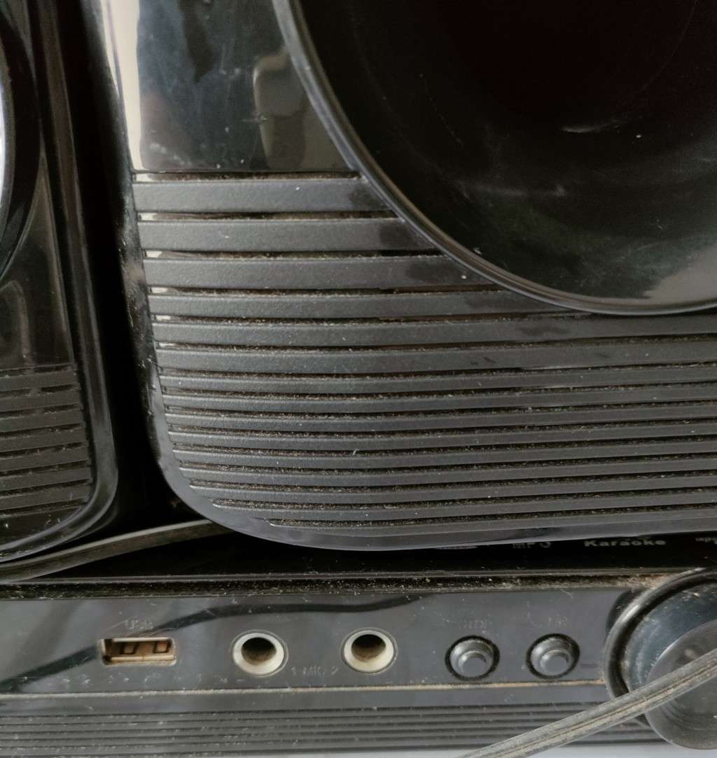 Excellent condition complete Home theatre system