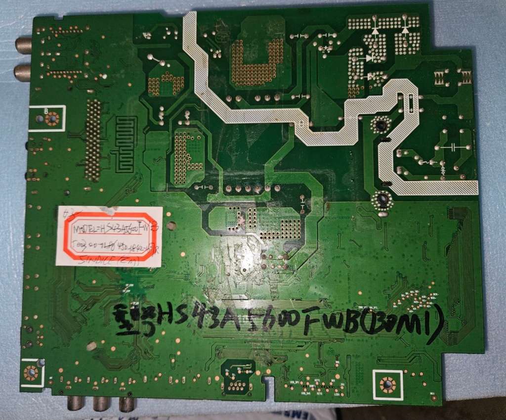 Hisense RSAG7.820.7953 TV Main Board for model 43A5600 43 inch Replacement Television board