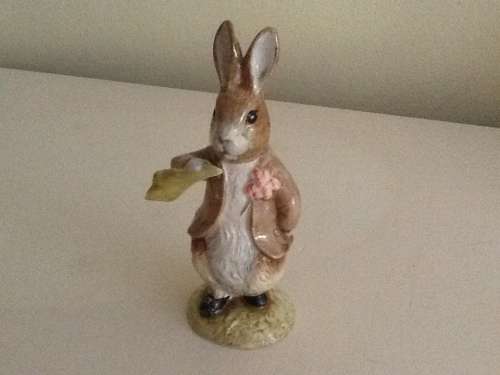 Royal Albert "Benjamin ate a lettuce leaf" Beatrix Potter 1992 figurine