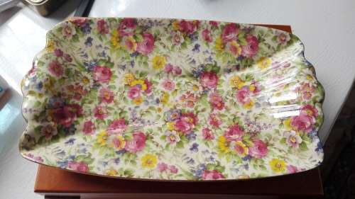 Royal Winton dish in Summertime design with gilded edging