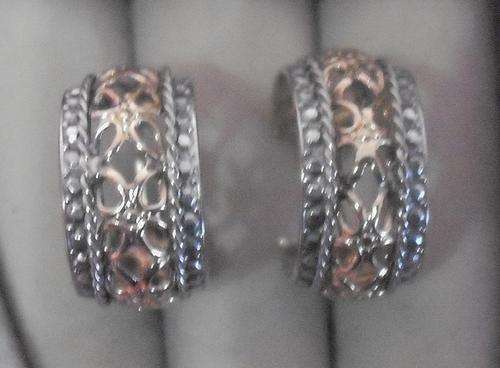 9 Ct Gold Two Tone Earrings