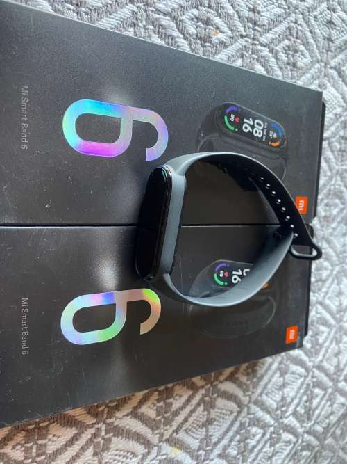XiaoMi Mi band 6