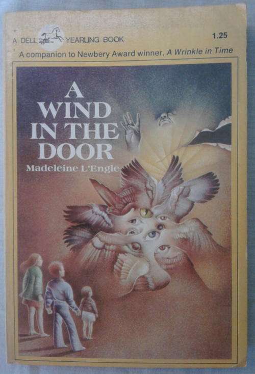 A WIND IN THE DOOR  BY MADELEINE L'ENGLE  SOFTCOVER