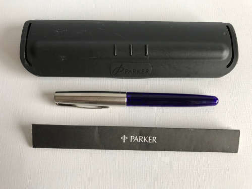 Parker Frontier Fountain Pen - Translucent Blue