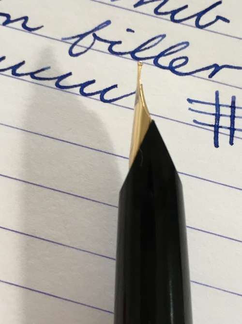Vintage Montblanc fountain pen in black precious resin and gold