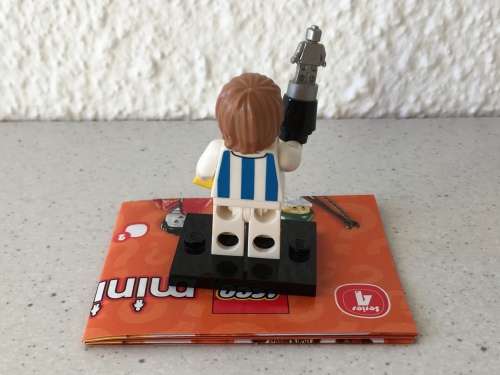 LEGO MINIFIGURE *SOCCER PLAYER* - SERIES 4