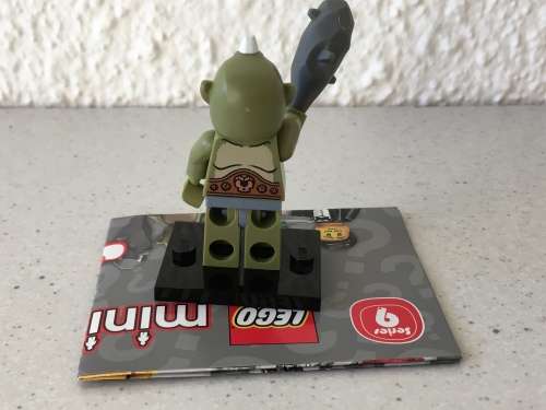 LEGO MINIFIGURE *CYCLOPS* - SERIES 9