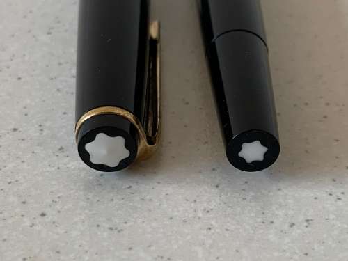 Beautiful Vintage 1960s Montblanc Black Precious Resin and Gold Nib Fountain Pen
