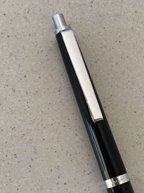 Vintage 1970s Montblanc beautiful black and chrome ballpoint pen