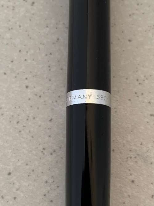 Vintage 1970s Montblanc beautiful black and chrome ballpoint pen