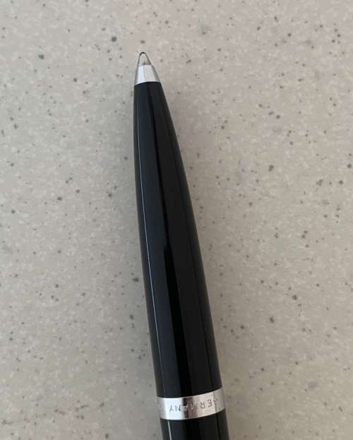 Vintage 1970s Montblanc beautiful black and chrome ballpoint pen