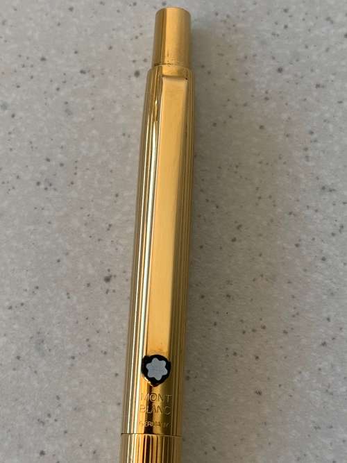 Beautiful Vintage Montblanc Goldplated Ballpoint Pen