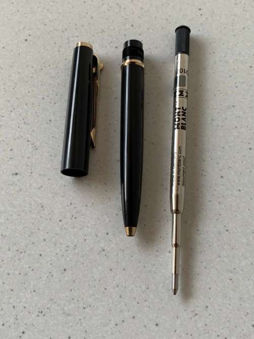 Vintage 1970s Montblanc Black Precious Resin and Gold Trim Ballpoint Pen