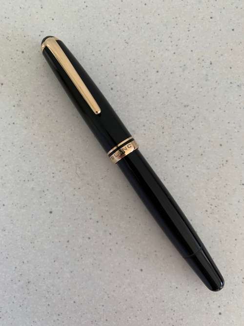 Vintage 1950s Montblanc Black Precious Resin and Gold Nib Fountain Pen